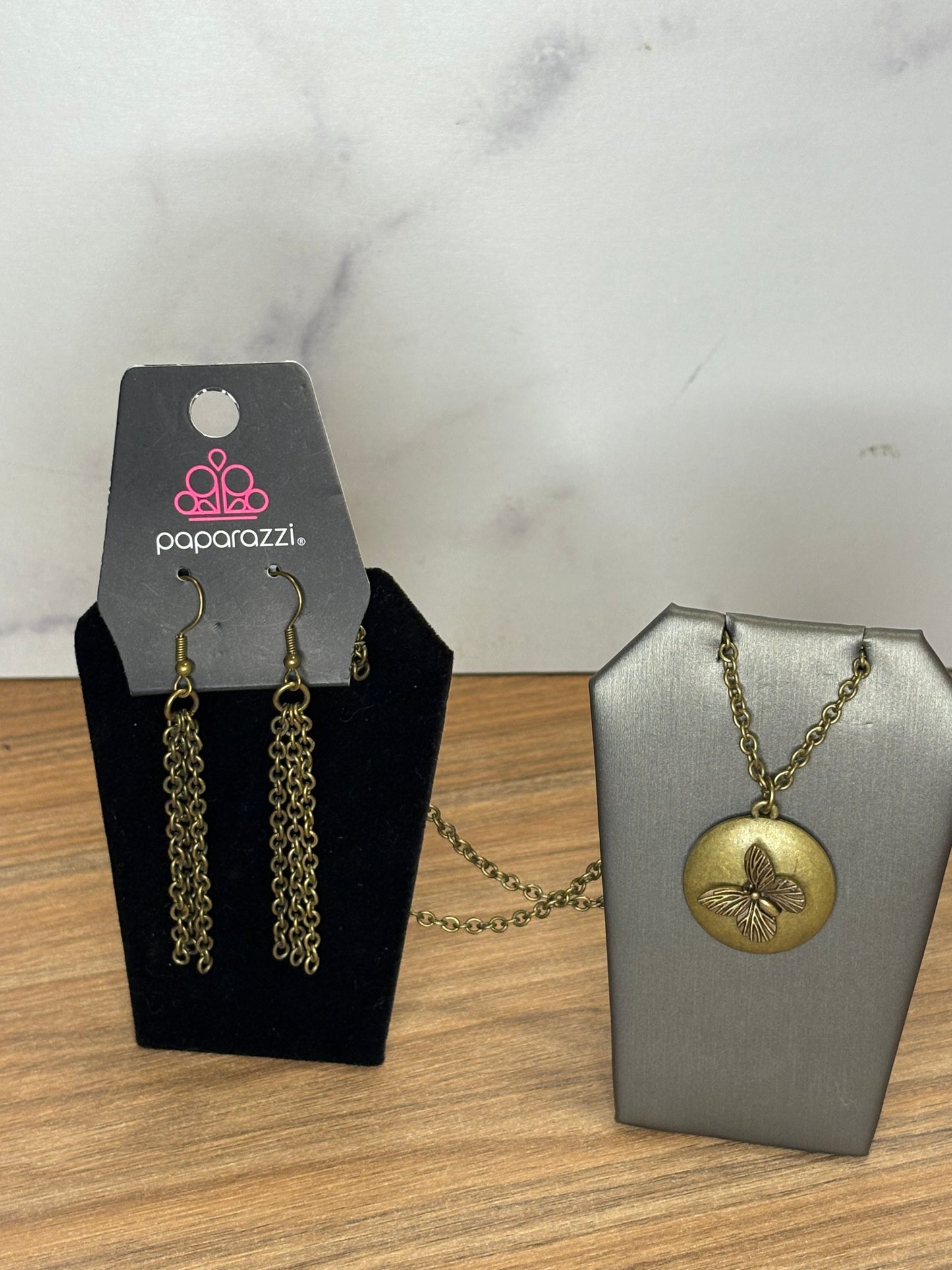 Butterfly Coin - 3 Piece Paparazzi Set